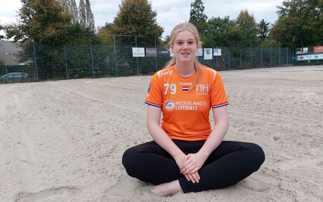 GHV-keepster Anouk Derix geselecteerd voor Oranje-beachhandbalteam